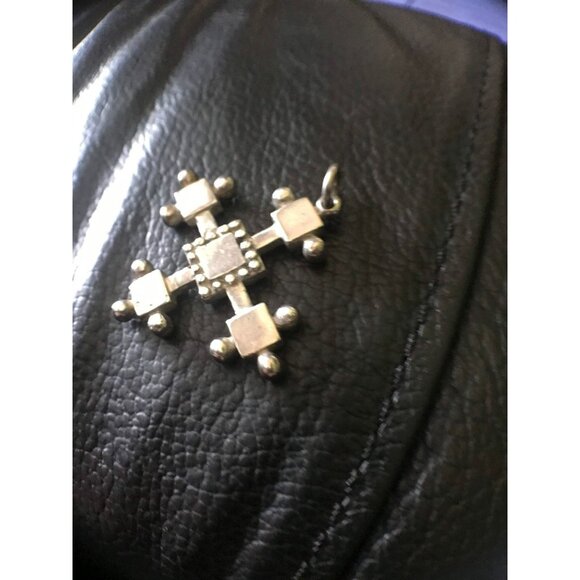 Vtg Silver Tone Crucifix Mediterranean Cross Pendant Handmade In Greece - Picture 2 of 6